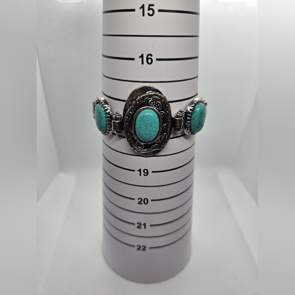 Hippie Boho tribal silver turquoise bracelet - Picture 6 of 7